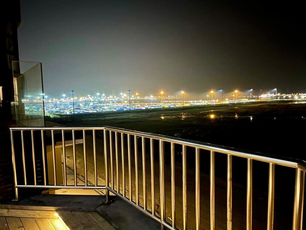 Knokke Heist Baai modern dak appartement . Knokke-Heist Buitenkant foto